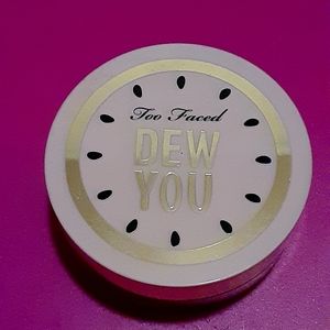 Too Faced Dew You Fresh Glow Setting Powder
